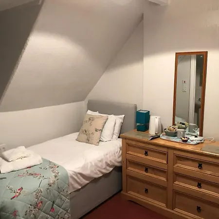 Bed & Breakfast Winchester House