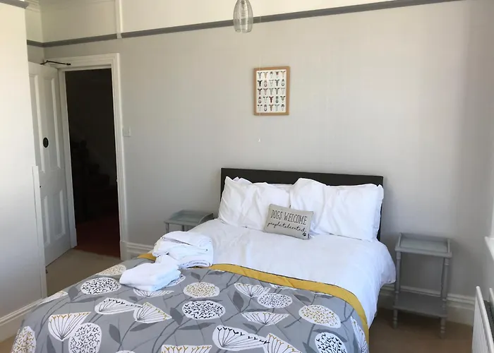 Bed & Breakfast Winchester House 4*